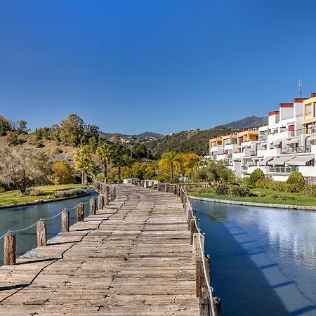 Rentitspain Charming Gym, Jacuzzi Y Balcon * Estepona