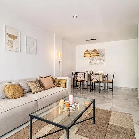 Rentitspain Charming Gym, Jacuzzi Y Balcon Estepona