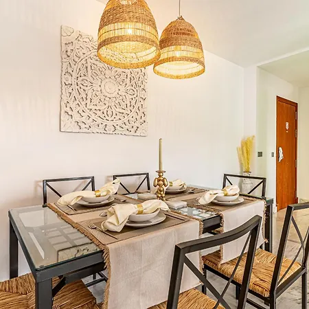 Appartement Rentitspain Charming Gym, Jacuzzi Y Balcon Estepona