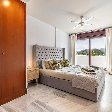 Rentitspain Charming Gym, Jacuzzi Y Balcon * אסטפונה